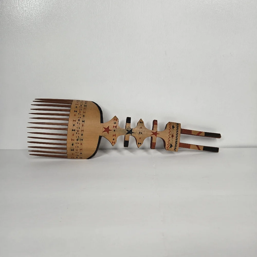Vintage Hand Carved Wooden Hair‎ Pick Comb Hand Painted Unique Star Design